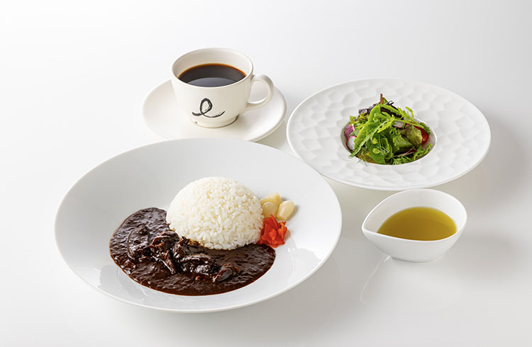 【イートイン限定】季節のデザート＆ご馳走ビーフカレー