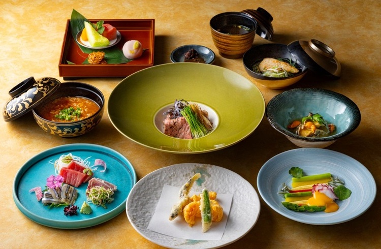 日本料理「源氏」会席料理のご案内